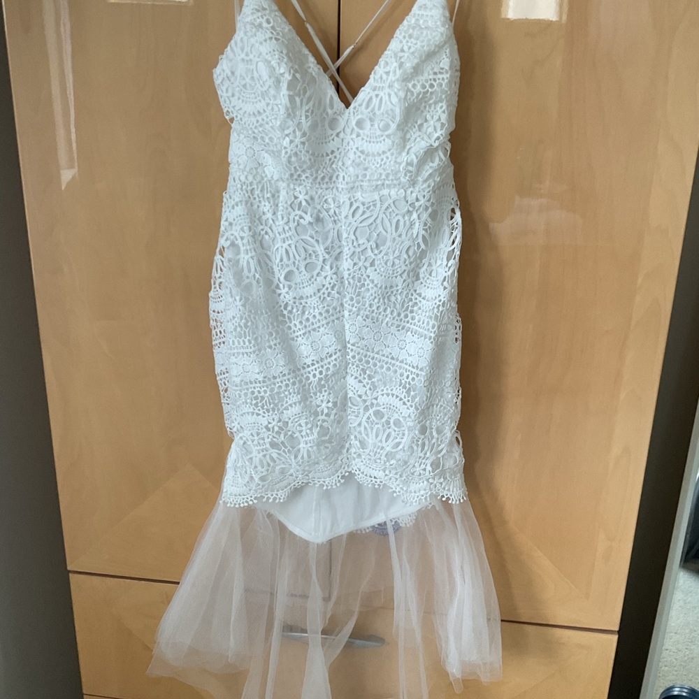 Selfie Leslie White Bridal Shower Dress - Picture 4 of 5